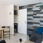 Renove Pour 4 Pers. Avec Balcon Et Cuisine Equipee A - Fr-1-637-66 Apartment Val Thorens