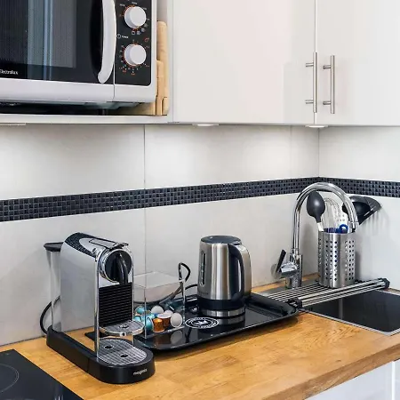 Apartment Renove Pour 4 Pers. Avec Balcon Et Cuisine Equipee A *